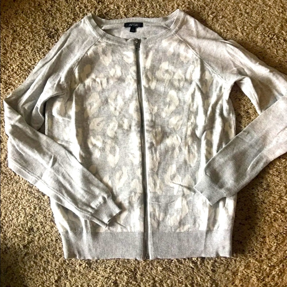 Apt 9 Leopard Sweater